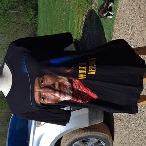XL Willie Nelson concert shirt